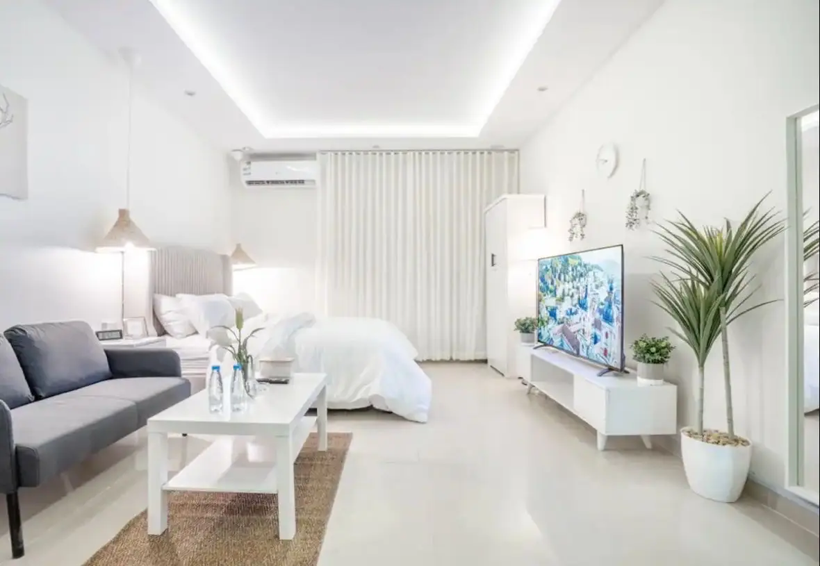 استديو انيق بدخول ذاتي