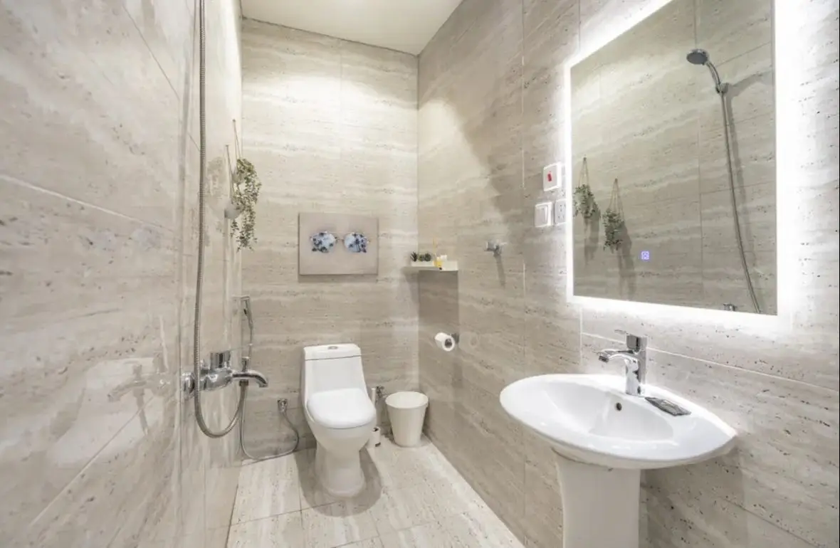 استديو انيق بدخول ذاتي