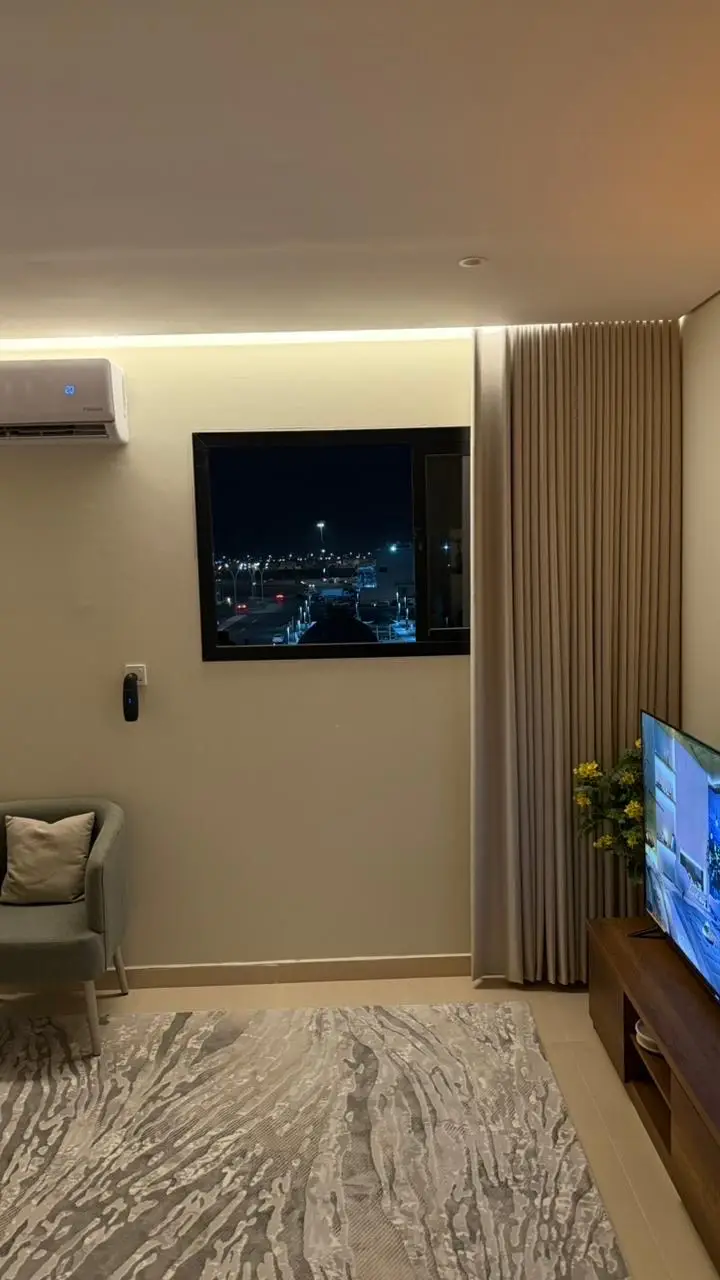 استديو بدخول ذاتي