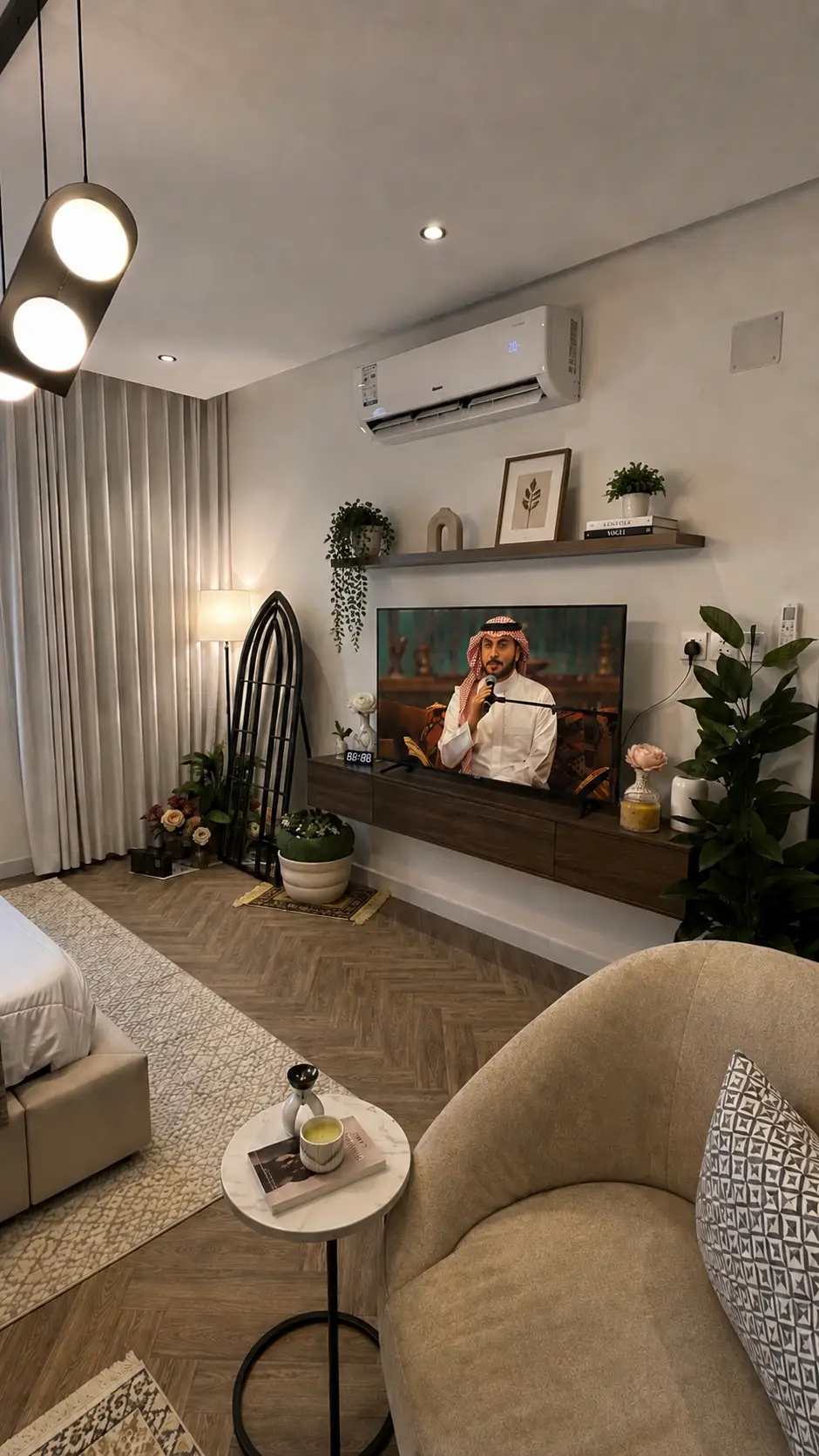 استديو بسرير ماستر وجلسة جانبية