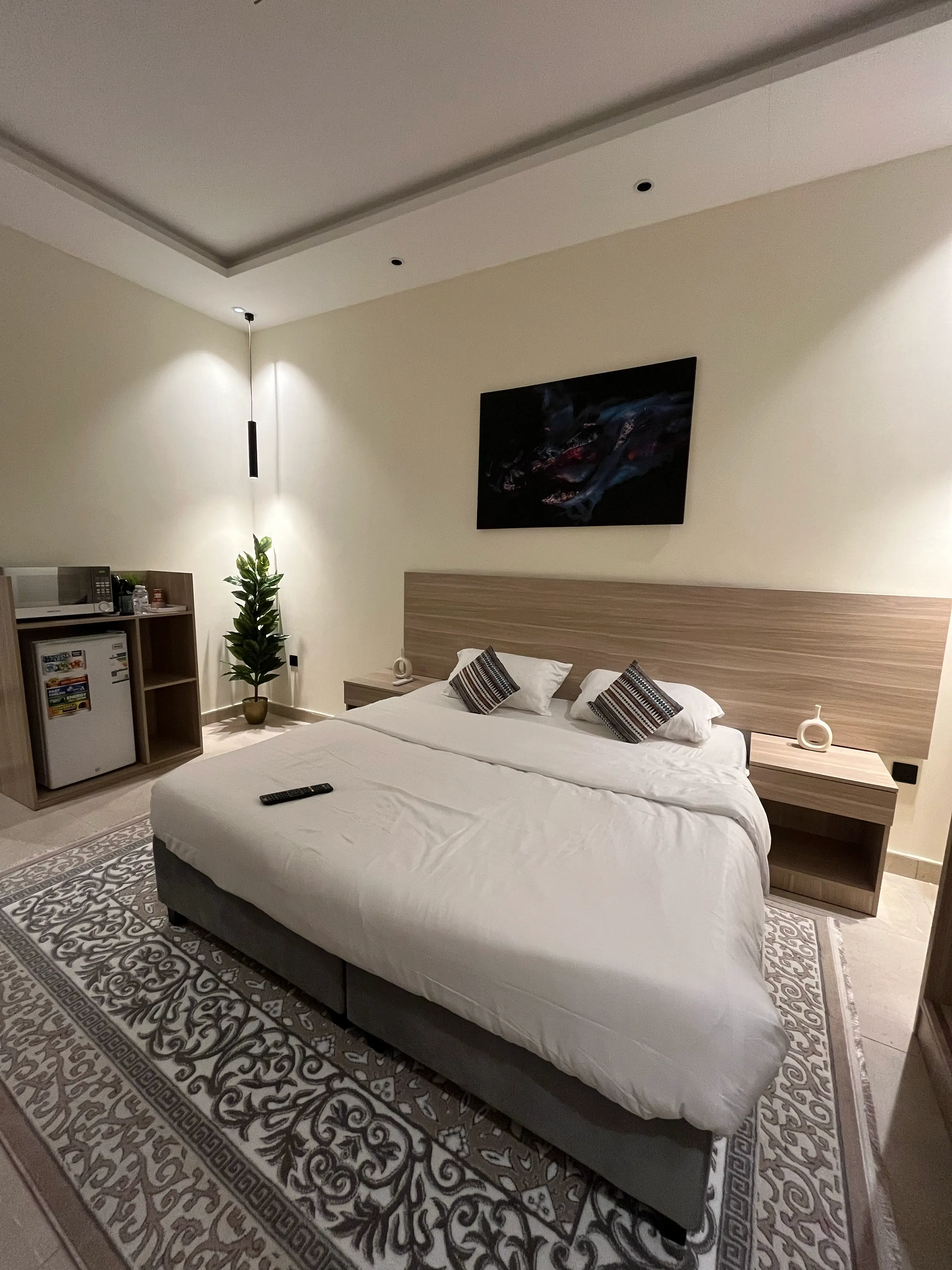 استديو راقي بسرير ماستر دخول ذاتي